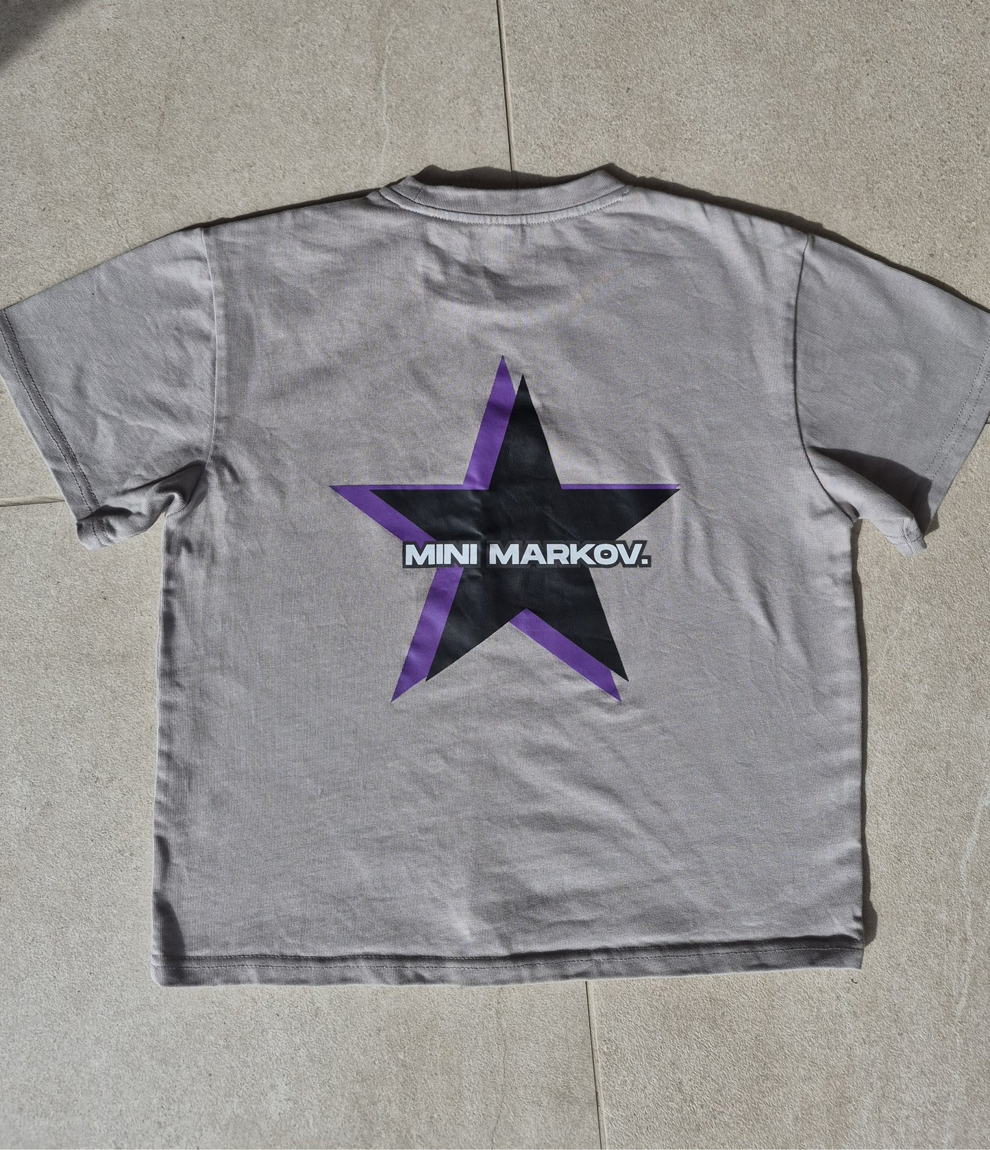 Pre-order - Hunter T-shirt