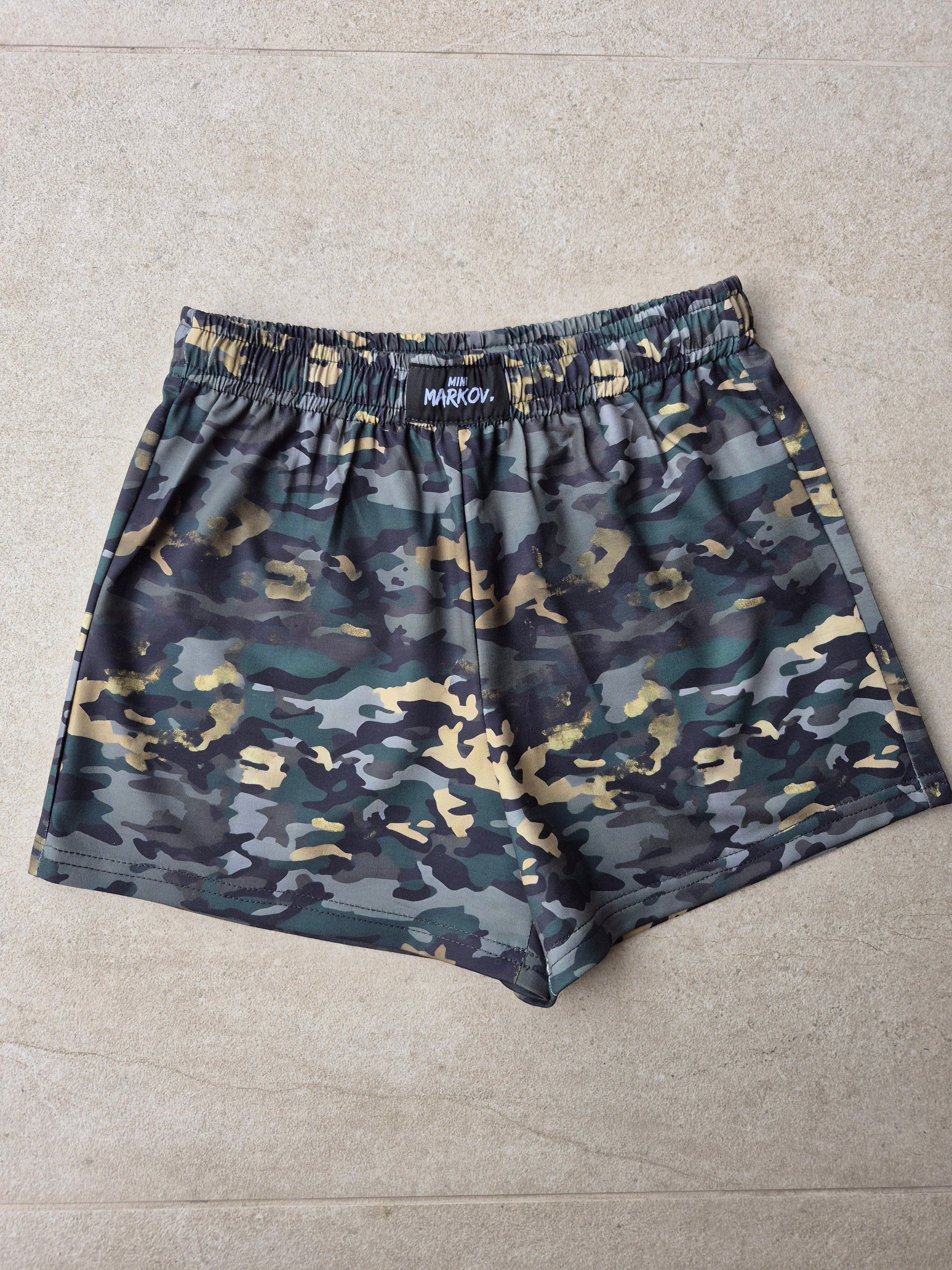 Nikki Camo Short – Mini Markov